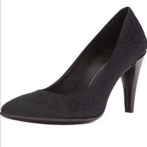 Ecco Black Pump sz 39EU/8/8.5M